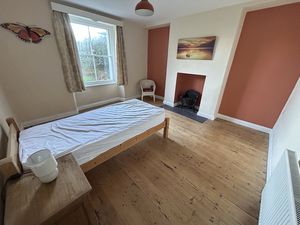 Photo 6- click for photo gallery